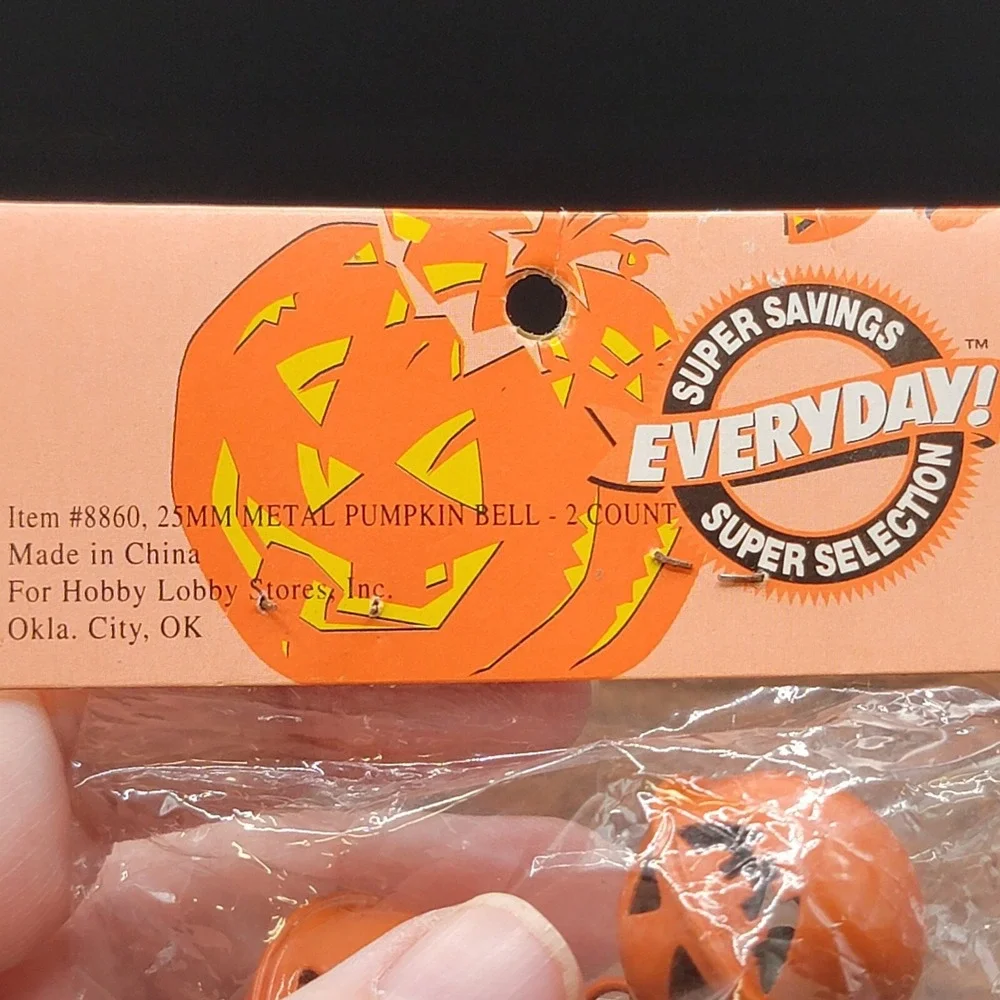 Vintage Jack-o'-lantern Novelty Metal Bells 1990s 5 Sets Of 2 (1 Has Damage)